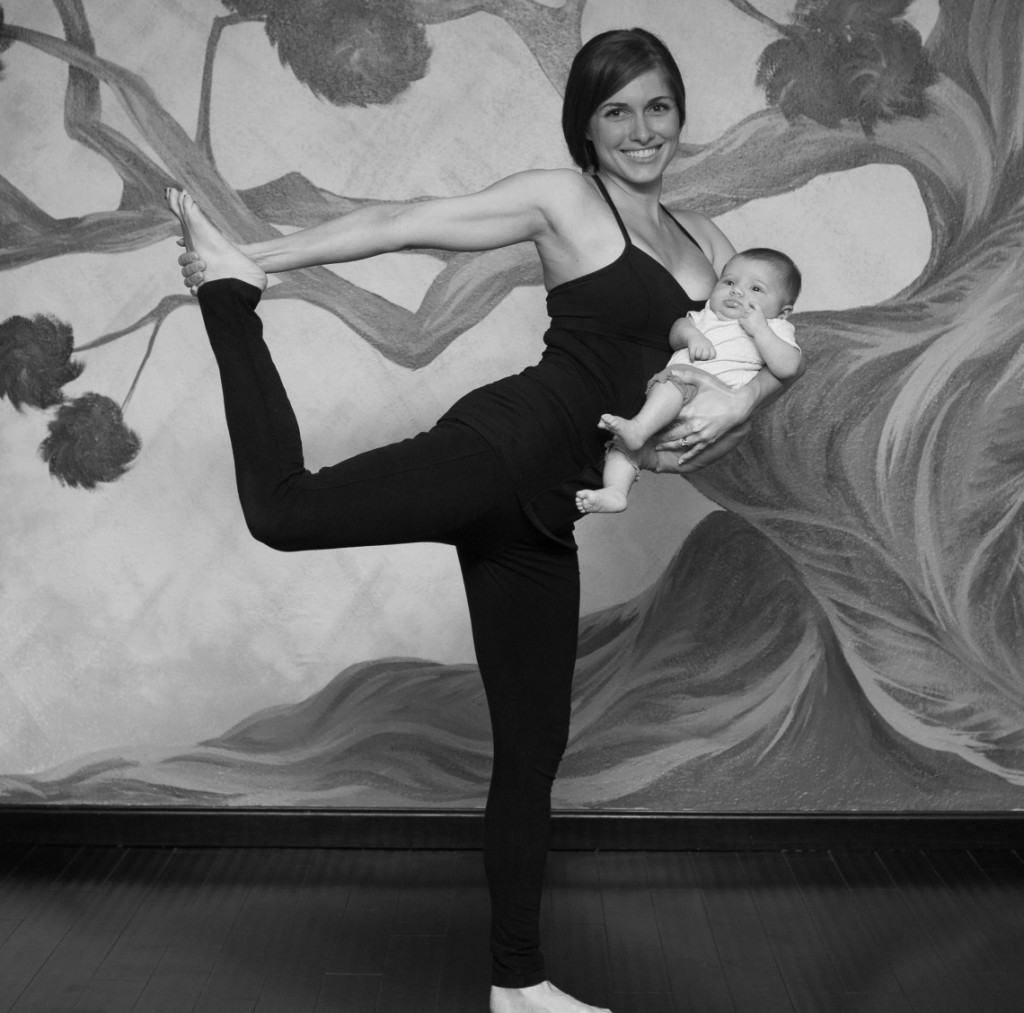 mommy-and-me-2-yoga-innovations
